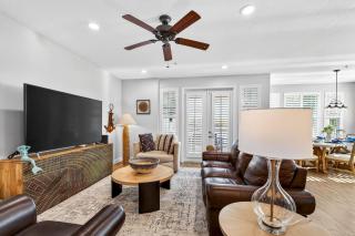 Treasure Trove Mermaids Cove - 1