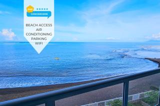 Spacious apartment, beach access, parking, wifi - 0