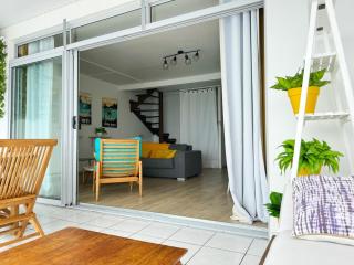 Spacious apartment, beach access, parking, wifi - 1