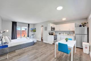Pelican Cove Studio w Full Kitchen and Patio - 7