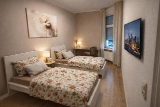 City-Apartment I 85m2 I 2 Schlafzimmer l 5 Betten I Parkplatz frei I WLAN - 3