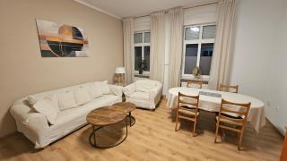 City-Apartment I 85m2 I 2 Schlafzimmer l 5 Betten I Parkplatz frei I WLAN - 8