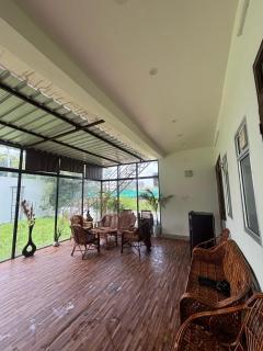 Green Vista Farmhouse - 8