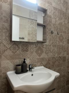 Sun & Stone House - 7