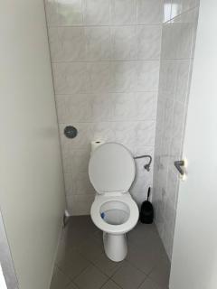 Rekreační chatky na Fotbalovém stadionu Senec - 1