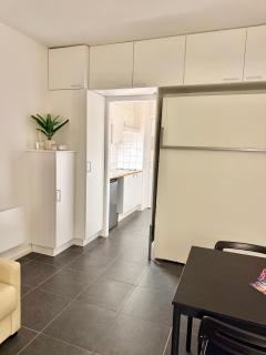 Julia's Seaside Nest - 1