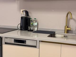 Brand New Premium Center 7star 4bedroom - 5