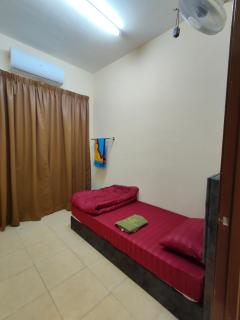 Homestay Cik Ana Sikamat - 3