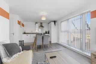 The Terracotta Suite 2BD 2BTH Wi-Fi Netflix - 7