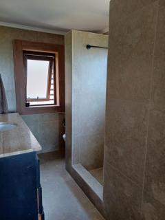 Amplia casa frente al mar, camino a Punta de Lobos - 8