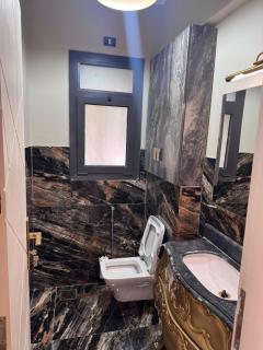 New Cairo 2 bedrooms and Garden District 5 - 4