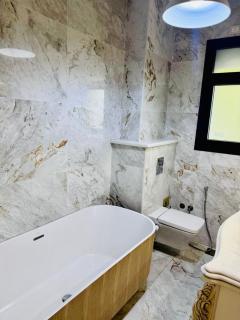 New Cairo 2 bedrooms and Garden District 5 - 2