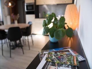 Luxury Forest Lodge with Private Garden - 1