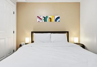 Stylish Mt Washington Home with Private Deck and Easy Access to Downtown and Stadiums - 6