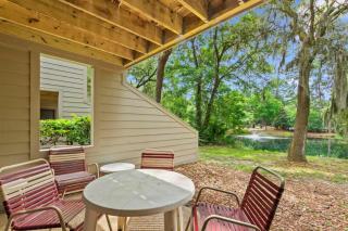 Spacious 3BR Sleeps 10, Minutes from Harbour Town - 3