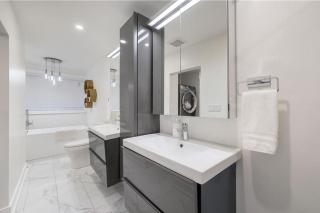 Evergreen Escape - 3 Acres, 2 Houses, 16 People - 4