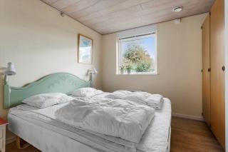 R950-Rodvig-Stevns-Strandlaugsvej-15-a - 1