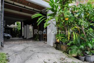 Huiz de Rico Guesthouse Syariah near Ambarrukmo Area - 8