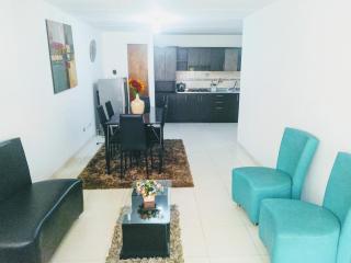 COMODOS APARTAMENTOS EN LA MEJOR ZONA DE MEDELLIN LAURELES ESTADiO - 4