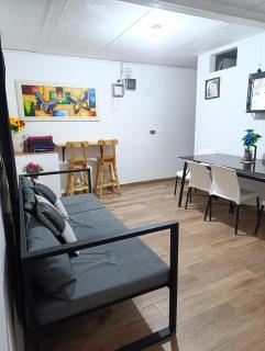 COMODOS APARTAMENTOS EN LA MEJOR ZONA DE MEDELLIN LAURELES ESTADiO - 6