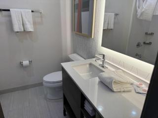 Comfort Inn & Suites Colby - 6