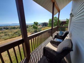 Bear Lake Emerald Retreat with lake view. - 6