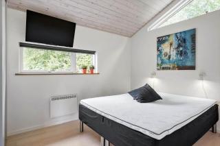 HA173-Asaa-Knirren-6-B - 1