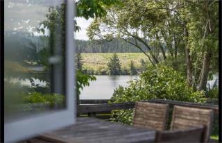 Modern Lake View House - 7