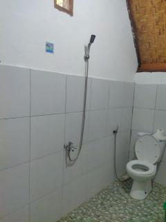 Putri Nyale Bungalows & Rooms - Kuta Lombok - 1