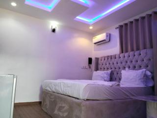 KINGSAMYSTAR HOTEL and SUITES - 3