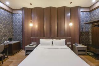 m漫Hotel Shanghai Hongqiao Airport - 7