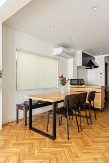 NEW OPEN!! 菊水堂 Kikusui Hotel 大阪貸切一棟貸し USJすぐ 駅徒歩4分 最大12名様 屋上テラス有 プロジェクター有 長期滞在可 家族やグループに - 6