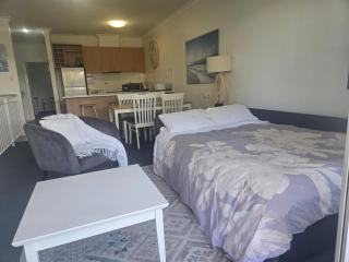 2 bedroom Apartment in resort Jetty available - 1