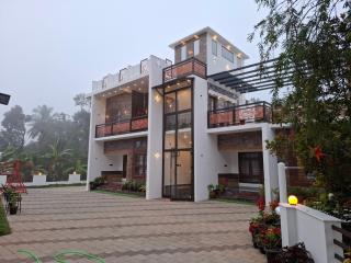 Riverbank Gardens - 7