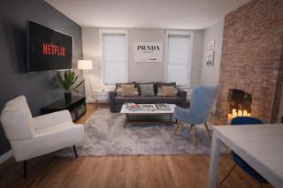 Fashionable 1-Bedrm Apt 15 Min to Manhattan - 9