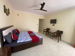 Mount Breeze-Nearby Bhimtal lake and Kainchi Dham - 4