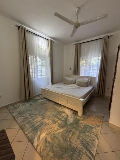 Marially Luxury 5 - 9