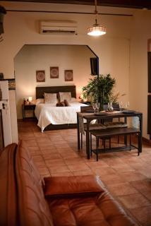 Rincón ÁRABE junto al TEMPLO ROMANO y AYUNTAMIENTO - 3