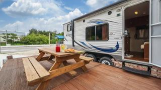 Goseong Jjun Camping Pension - 8