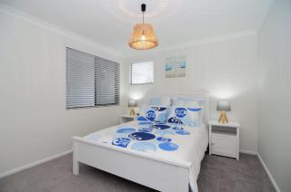 Bella Blu Beach House - direct beach access - 2