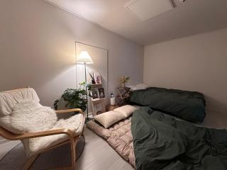 Spacious 2BR Entire Home for 6 Guests, Easy Public Transport ,Kitchen - 0