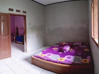 BATUKARAS Orchid Homestay - 7