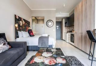 Menlyn Maine Residences 813 - 8