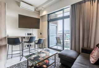 Menlyn Maine Residences 813 - Pretoria - 4