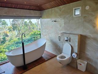 The Cozy Clouds Hill Stay - 5