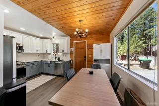 3300 Cape Horn home - 4