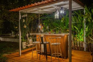 Kenwood's Farmstay - 6bhk with private pool - 6