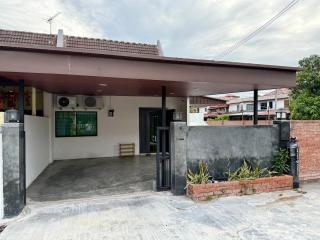 Spacious 3BR Home with Private Pool & BBQ 11 Pax - 3