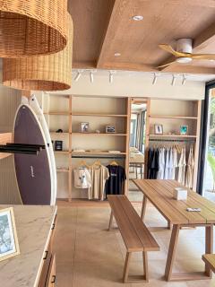 TWIN PALMS 'Beach House' - New surf front location - Thulusdhoo - 3