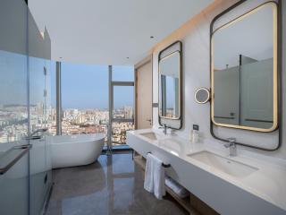 Holiday Inn Qingdao CBD by IHG - Qingdao - 3